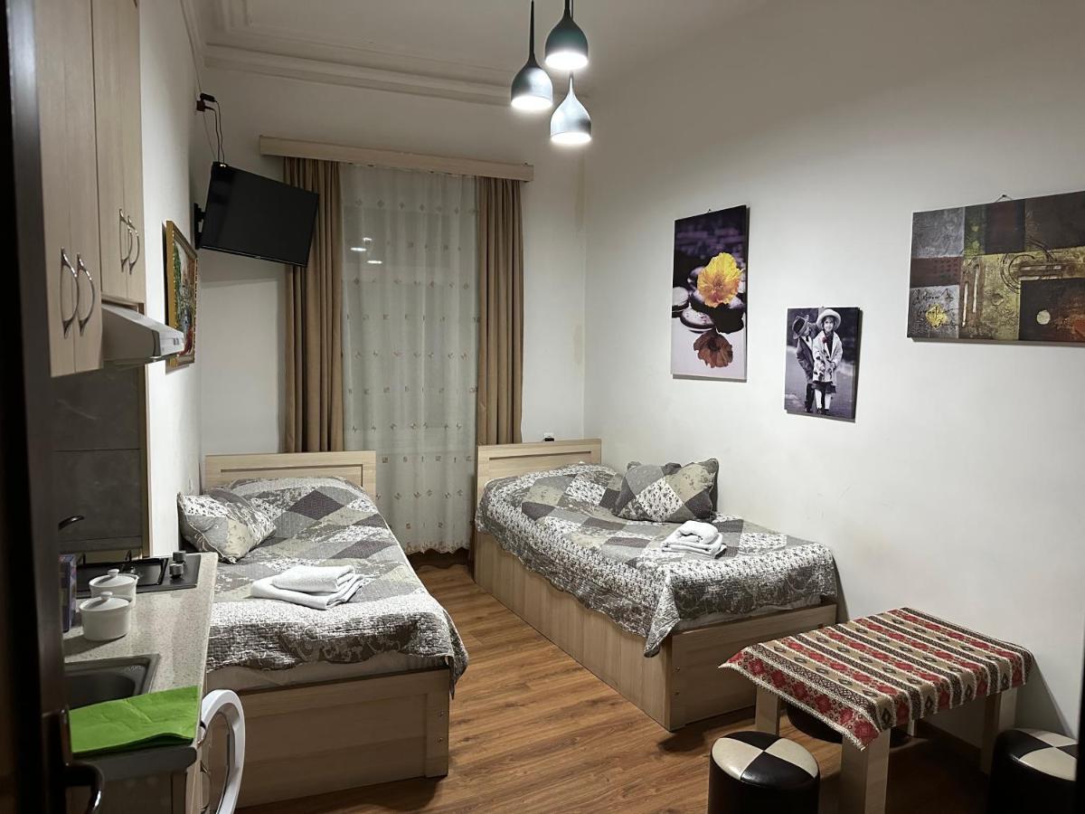 Leselidze Guest House Tbilisi Eksteriør billede