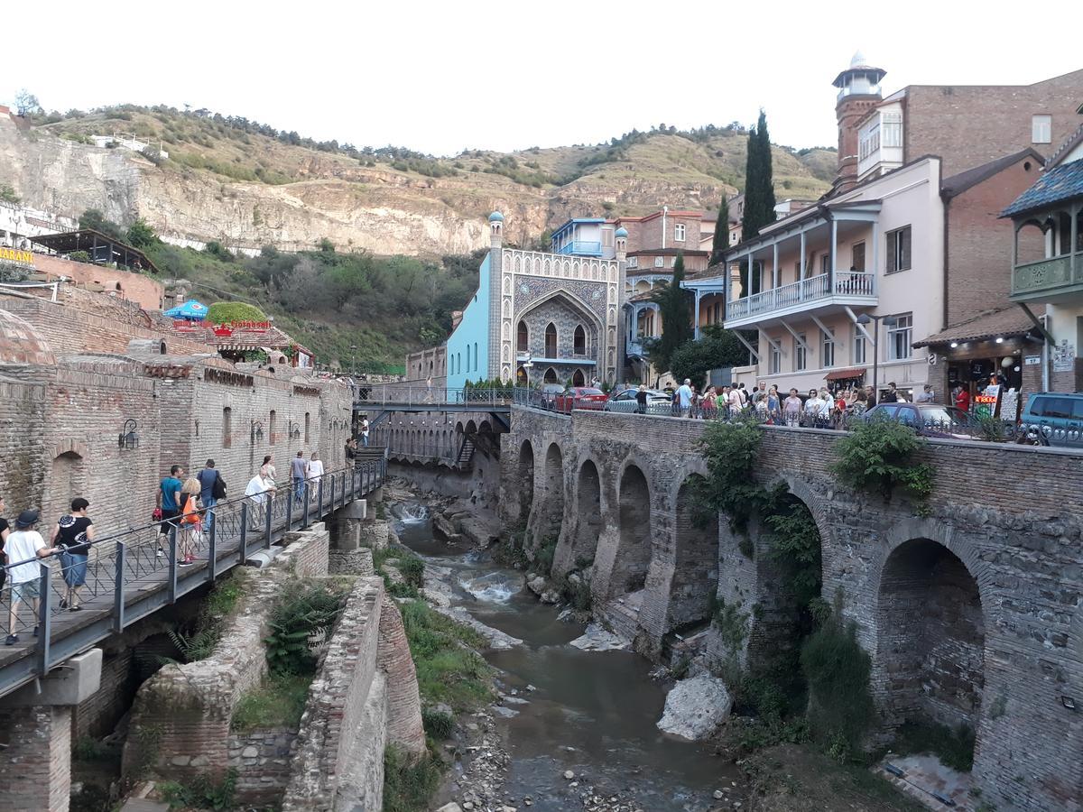 Leselidze Guest House Tbilisi Eksteriør billede